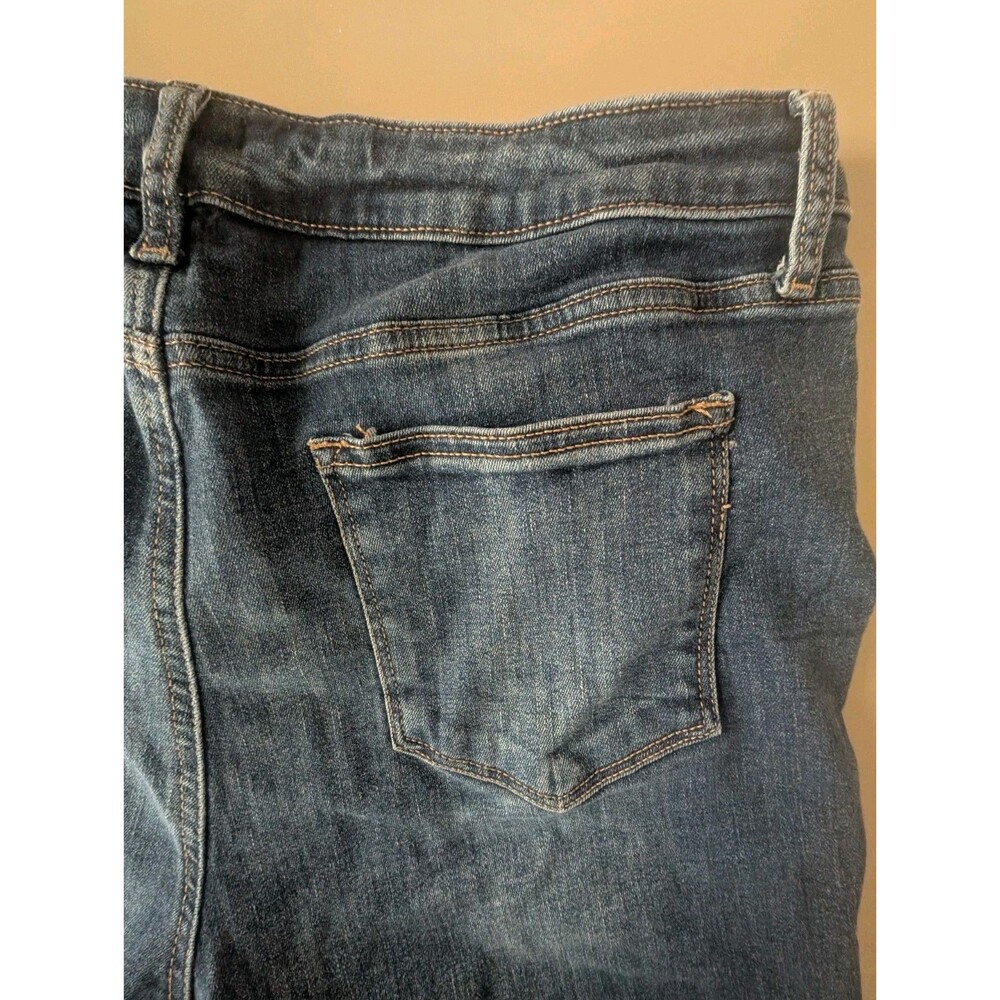 Sonoma Goods For Life Bermuda Shorts Women 16 Blue Denim Cotton Cuffed High-Rise - Picture 8 of 16